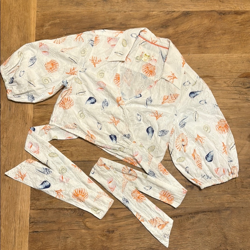 Anthropologie White and Orange Pajama Set with Whimsical Design Seashells Sea M2 - Picture 2 of 10